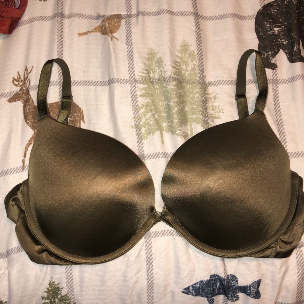 Victoria’s Secret bra size 36 D